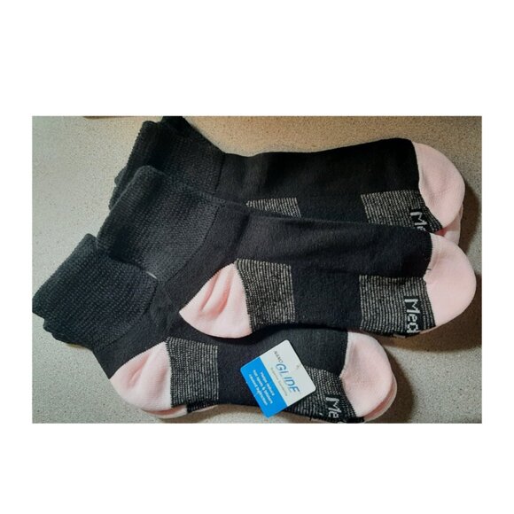 4-MediPeds Women's Medium (Shoe 6-10) Black/Pink Socks for Symptoms of Diabetes - Picture 1 of 1